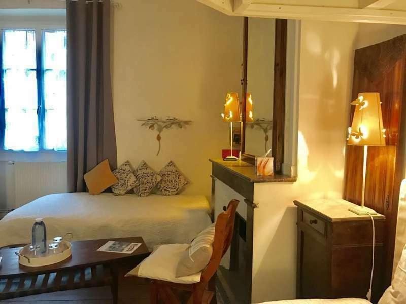 B&B Le Miroir Aux Fees Бордо Екстер'єр фото
