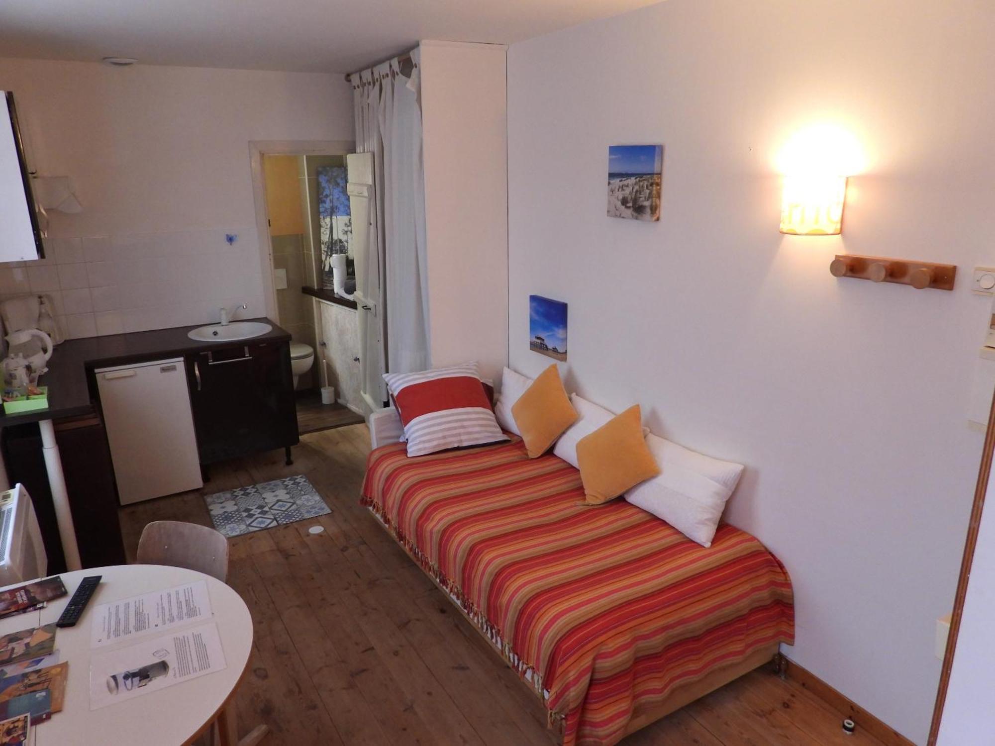 B&B Le Miroir Aux Fees Бордо Екстер'єр фото