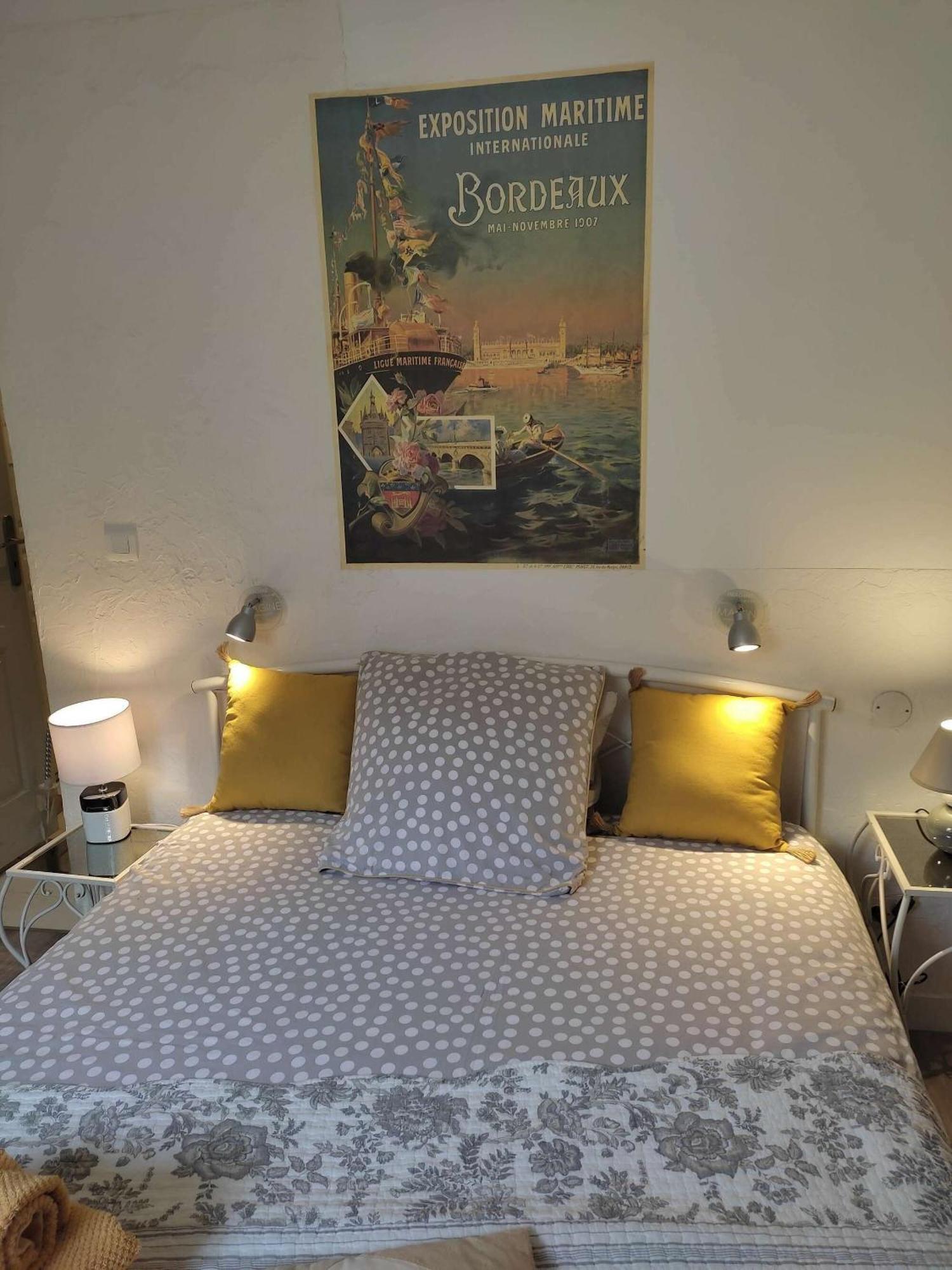 B&B Le Miroir Aux Fees Бордо Екстер'єр фото